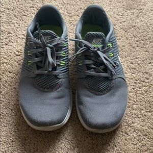Nike Free Rn shoes